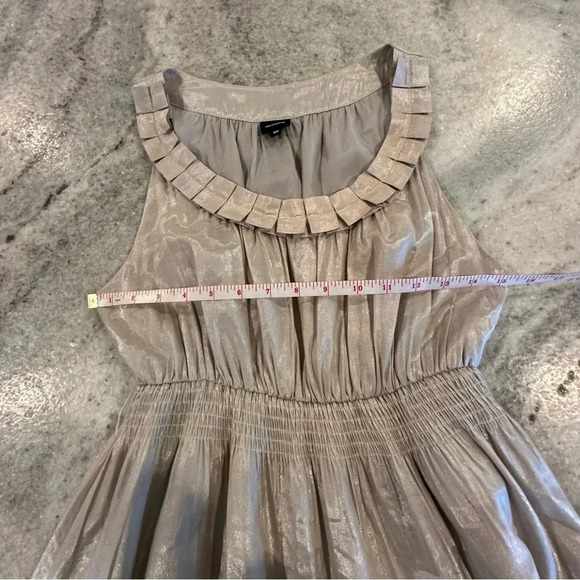 Truworths A Line Mini Silver Sleeveless Cocktail Dress w/ Rosette Detail Size 0 - Picture 11 of 13